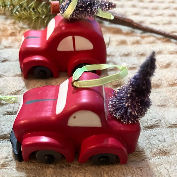 Martha Stewart Christmas wooden car ornaments with Christmas trees - Picture 2 of 3